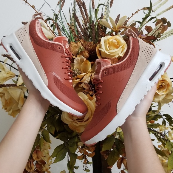 nike air max thea peach